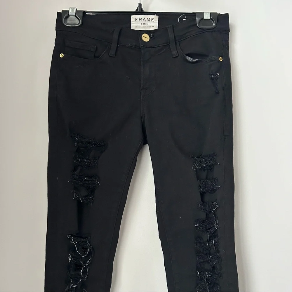 FRAME Le Skinny de Jeanne Distressed Jeans - Picture 4 of 12